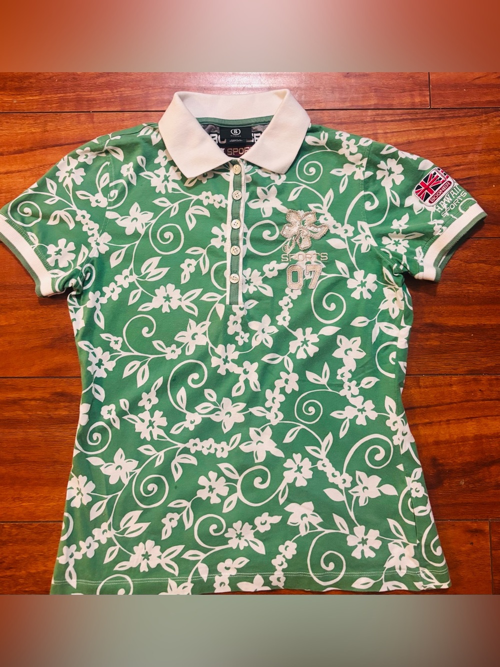 NWOT Women's Bogner Golf Polo  Green Size M  Hawaiian Floral